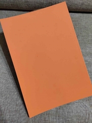 Samolepicí pěnová guma Moosgummi 20x30 cm oranžová