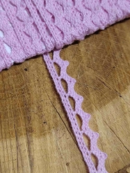 Bavlněná krajka paličkovaná šíře 9 mm růžová