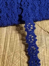Bavlněná krajka šíře 12 mm paličkovaná modrá tmavá