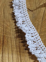 Bavlněná krajka / volánek šíře 15 mm paličkovaná elastická bílá