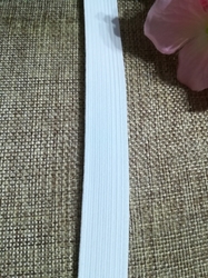 Prádlová pruženka šíře 14 mm bílá