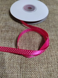 Saténová stuha s jemnými puntíky šíře 6 mm růžová tmavá