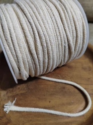 Šňůra na drhání macrame a háčkování / příze Ø4 mm režná 50 m