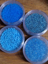 Korálky skleněné 4 x 30 g modré odstíny č.2