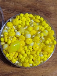 Korálky skleněné směs 30g žluté