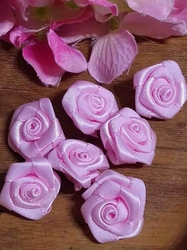 Saténová růže Ø20 mm růžová světlá
