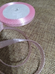 Saténová stuha s  puntíky šíře 6 mm růžová světlá