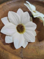 Umělý květ Ø60 mm smetanová