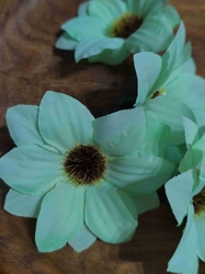 Umělý květ Ø60 mm zelinkavá