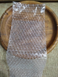 Bublinkové sáčky s lepicí lištou 10x23 cm 5 ks