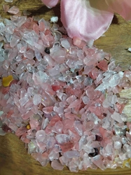 Dekorační perleťové zlomky růžové