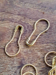Spínací špendlíky délka 22 mm zlaté