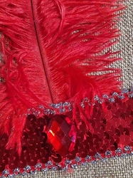 Karnevalová čelenka flitrová s peřím retro červená