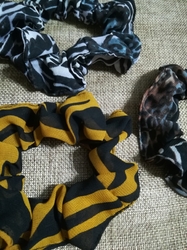 Gumička scrunchie do vlasů sada 3 ks vzor č.1