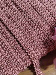Prýmek šíře 8 mm růžový rubínový