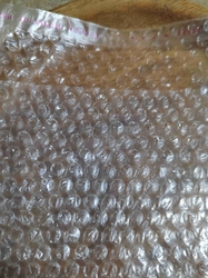Bublinkové sáčky s lepicí lištou 18x20 cm 5 ks