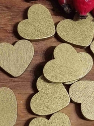 Dřevěné korálky srdce metalické 21x23 mm zlaté