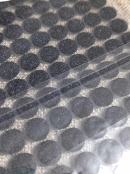 Suchý zip samolepicí kolečka Ø10 mm černá