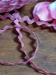 Hadovka šíře 4 mm růžová