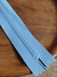 Zip kostěný šíře 5 mm délka 16 cm modrá světlá