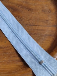 Spirálový zip šíře 3 mm délka 16 cm modrá světlá