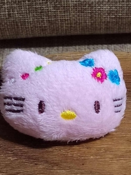 Plyšová aplikace Hello Kitty