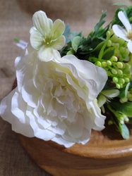 Umělá kytice s růží bílá