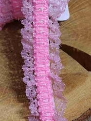 Pružný volánek s krajkou na podvazky šíře 30 mm růžový