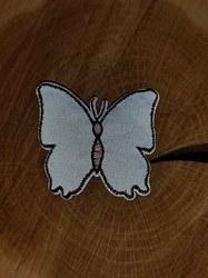 Nažehlovačka reflexní motýl