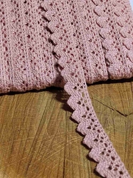 Bavlněná krajka šíře 15 mm paličkovaná růžově hnědá