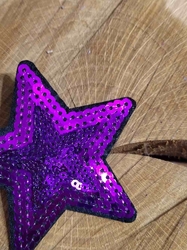 Nažehlovačka hvězda flitrová barva fialová