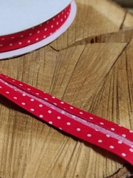 Šikmý proužek bavlněný puntíky šíře 15 mm červená puntík 