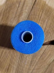 Polyesterové nitě NTF 40/2 1000 m 823 modrá azurová
