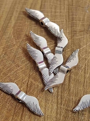 Ozdobný díl křídla 5x24 mm