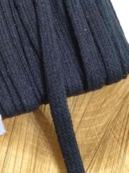 Šňůra plochá / dutinka šíře 10 mm černá