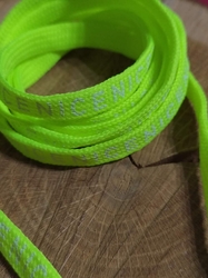 Oděvní šňůra plochá s koncovkami do kapucí žlutá neon