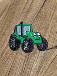 Nažehlovačka traktor menší barva zelená