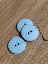 Knoflík větší dvoudírkový barva modrá světlá