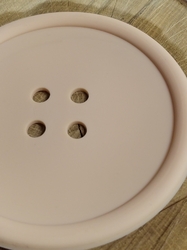 Silikonová podložka knoflík Ø12 cm barva meruňka