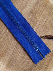 Zip kostěný šíře 5 mm délka 16 cm barva modrá tmavá 