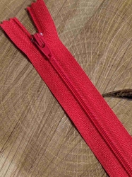 Spirálový zip šíře 3 mm délka 16 cm červená