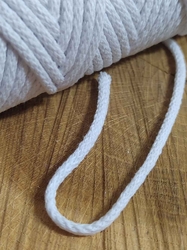 Šňůra / příze s duší k háčkování Ø3 mm barva bílá