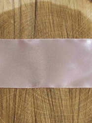 Atlasová stuha šíře 50 mm barva pudrová