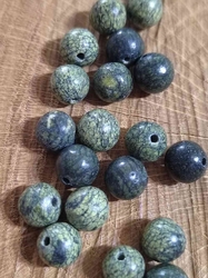 Minerální korálky Serpentin ruský zelený Ø8 mm