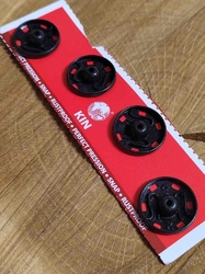 Kovové patenty velikost 8 barva černá