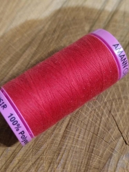 Polyesterové nitě návin 500 m Aspo Amann barva 0104 Grenadine