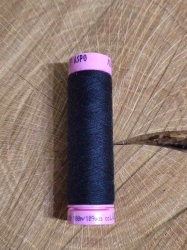 Polyesterové nitě Aspo 100 m barva 4000 Black