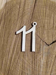 Dřevěná narozeninová čísla se závěsem číslo 11