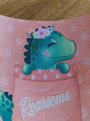 Textilní nažehlovačka dinosaurus v kapsičce