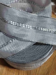 Stuha s drátem šíře 40 mm barva šedá světlá